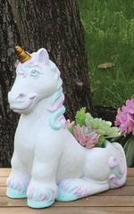 Urns & Planters