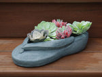 Urns & Planters